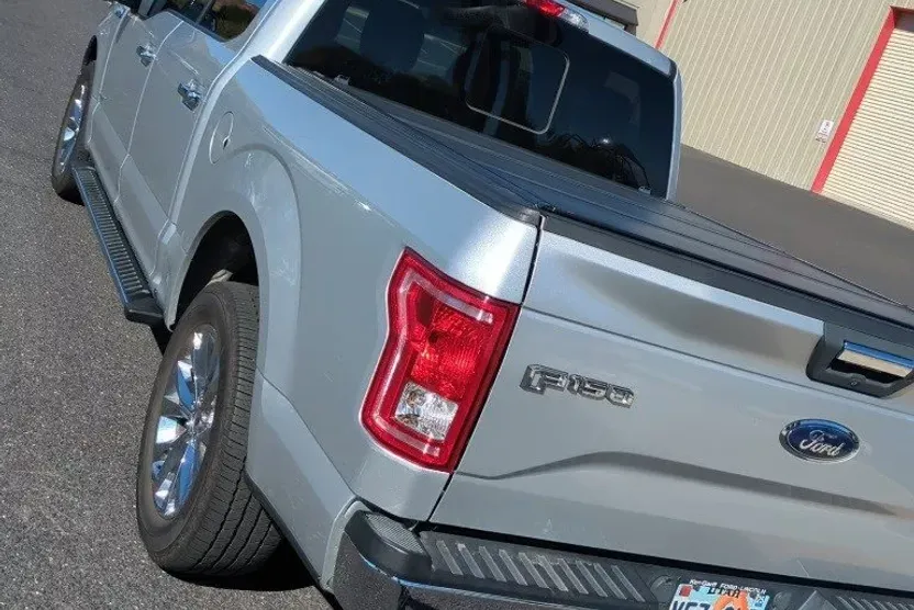 2016 Ford F-150 XLT photo 1