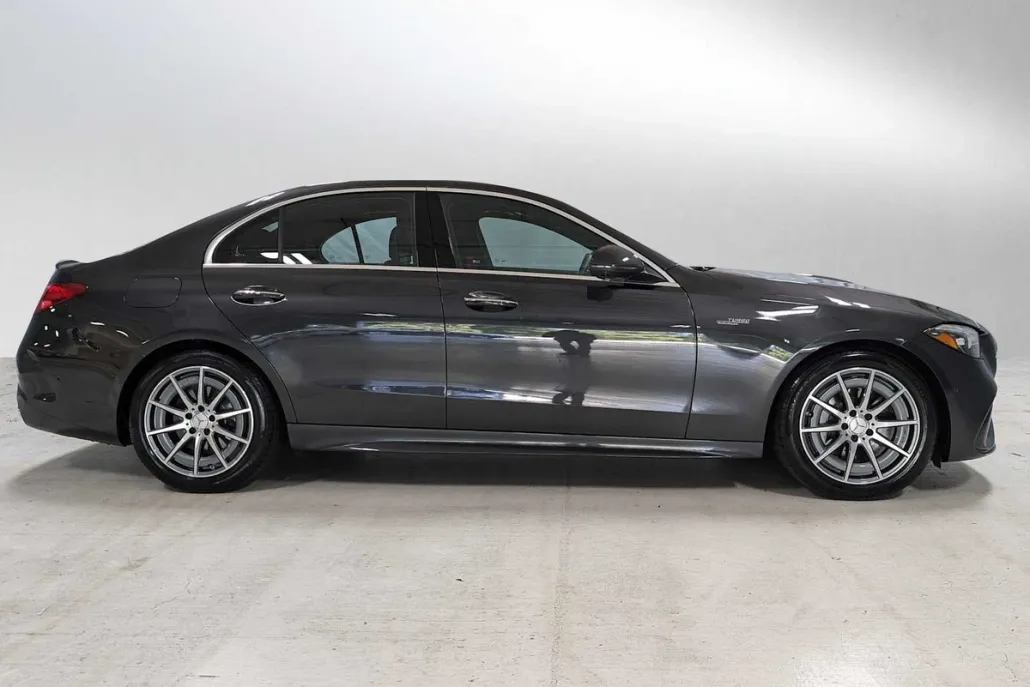 2025 Mercedes Benz C AMG 43 photo 1