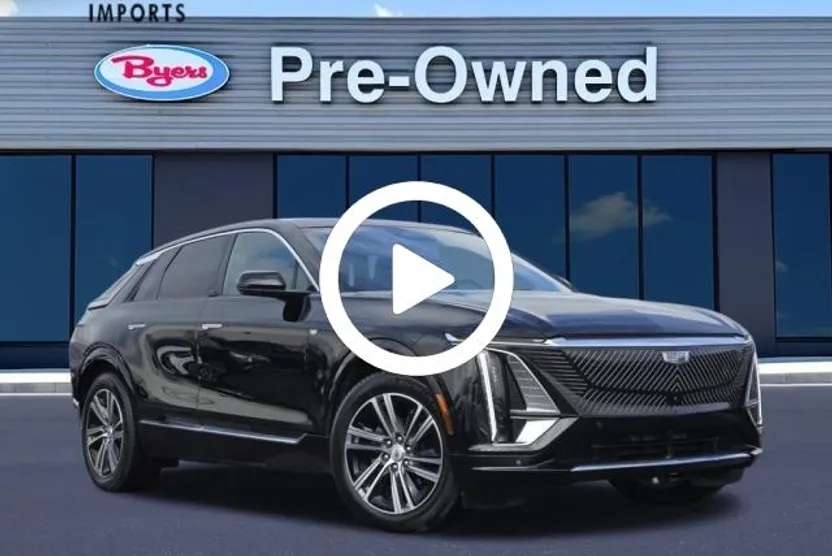2023 Cadillac Lyriq Luxury photo 1