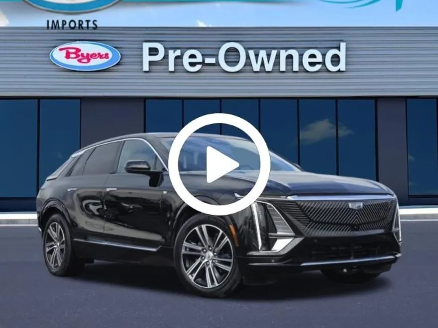 2023 Cadillac Lyriq Luxury photo 1