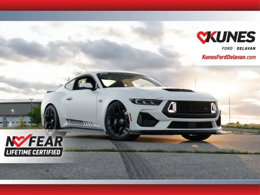 2025 Ford Mustang GT Premium photo 1