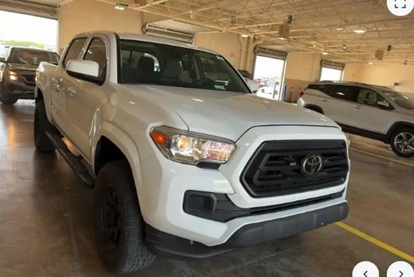 2023 Toyota Tacoma SR V6 photo 1