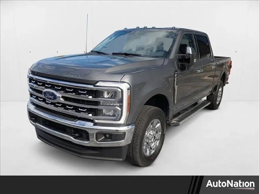 2025 Ford F-250 Lariat photo 1