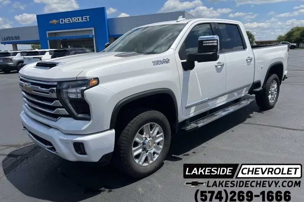 2024 Chevrolet Silverado 2500HD High Country photo 1