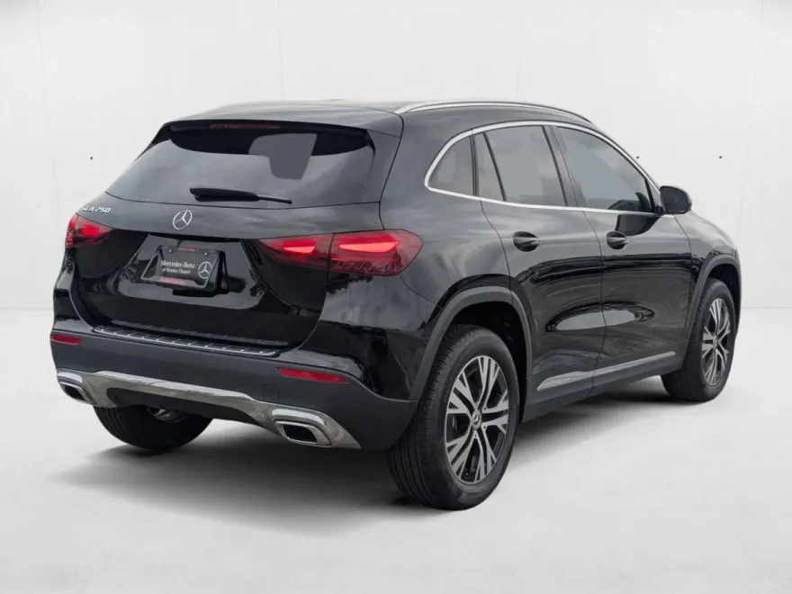 2025 Mercedes Benz GLA 250 photo 1