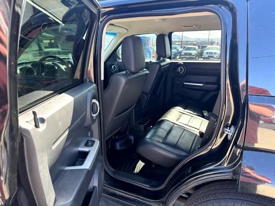 2009 Dodge Nitro R/T photo 8