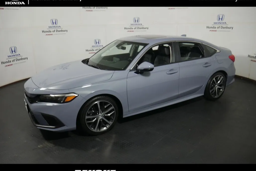 2024 Honda Civic Touring photo 1