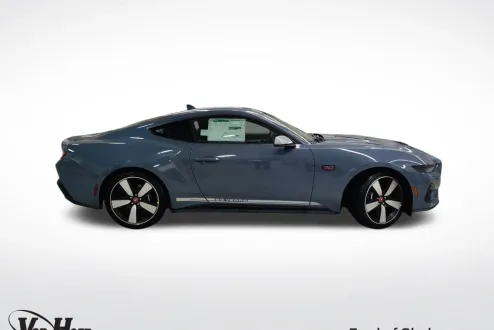 2025 Ford Mustang GT Premium photo 3