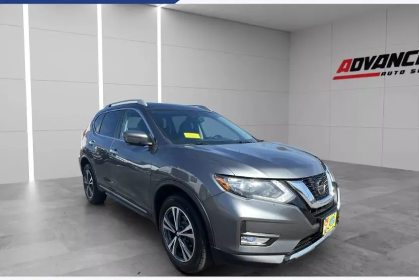 2018 Nissan Rogue SL photo 1