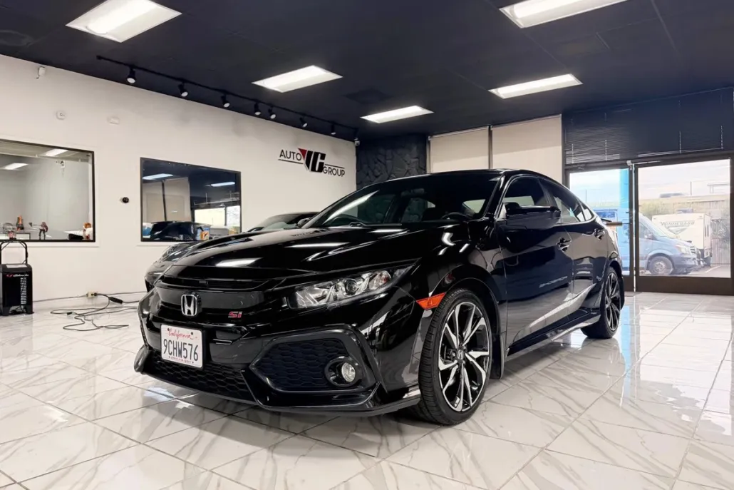 2018 Honda Civic Si photo 1