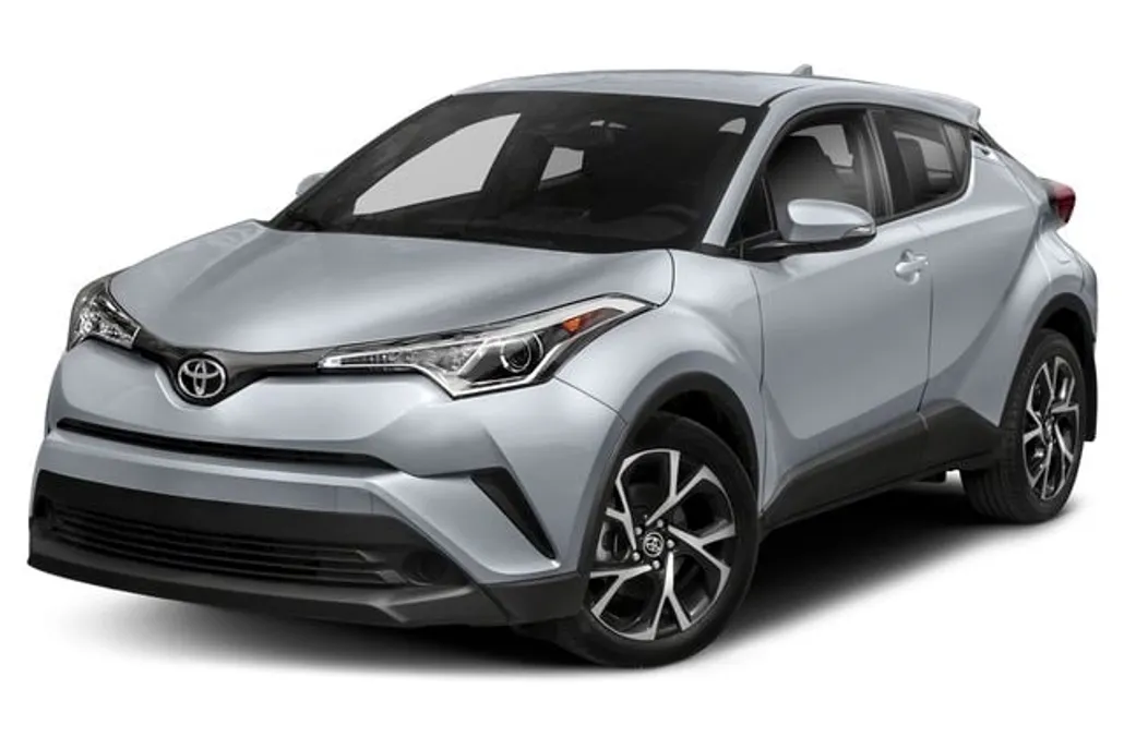 2019 Toyota C-HR XLE photo 1