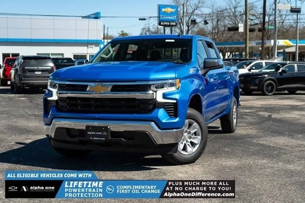 2025 Chevrolet Silverado 1500 LT photo 1