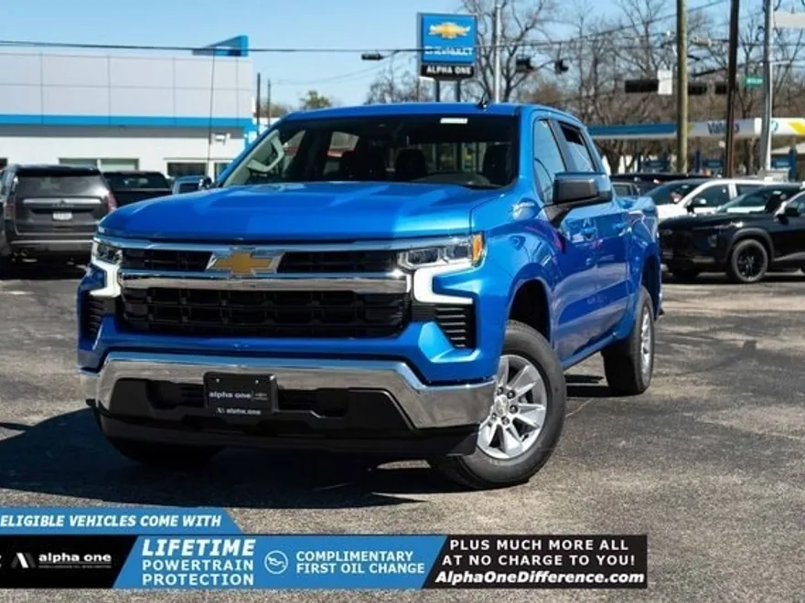 2025 Chevrolet Silverado 1500 LT photo 1