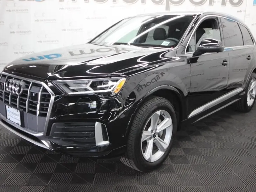 2022 Audi Q7 45 Premium Plus photo 1