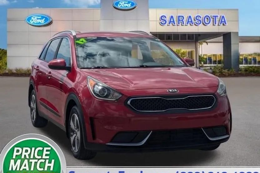 2017 Kia Niro LX photo 1