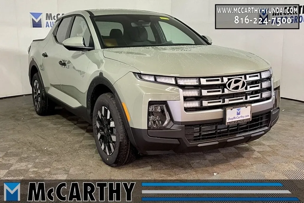 2025 Hyundai Santa Cruz SE photo 1