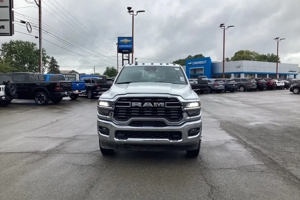 2026 Ram 3500 Tradesman photo 1
