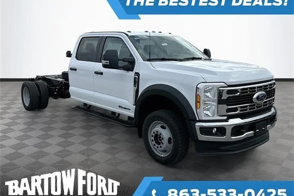 2024 Ford F-550 photo 1