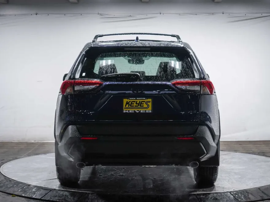 2025 Toyota RAV4 XLE Premium photo 1