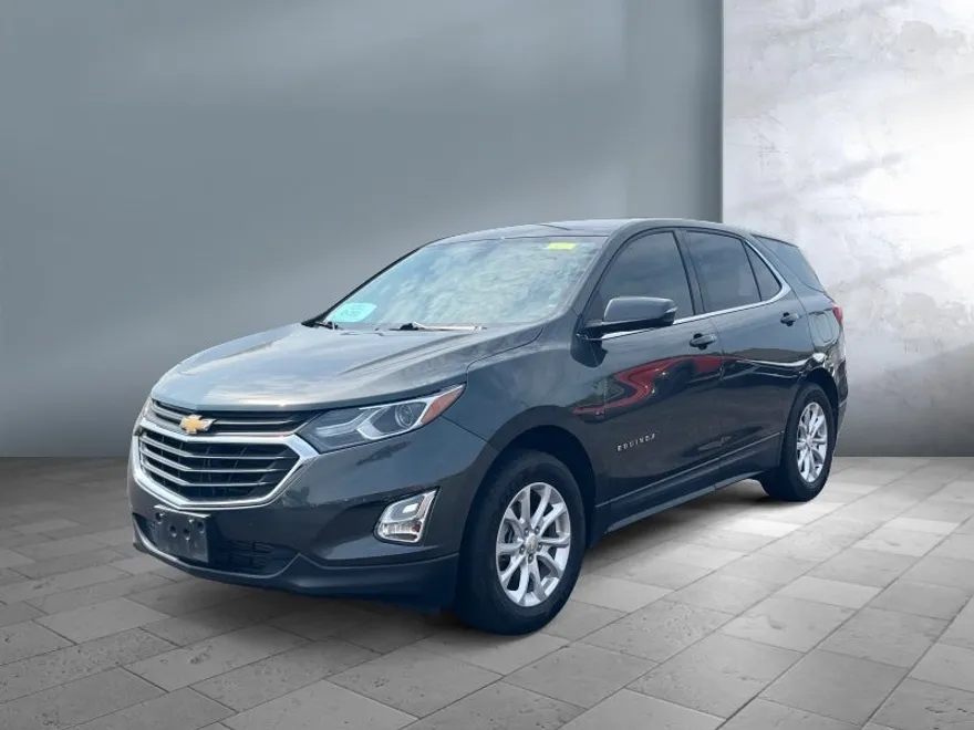 2019 Chevrolet Equinox LT photo 1