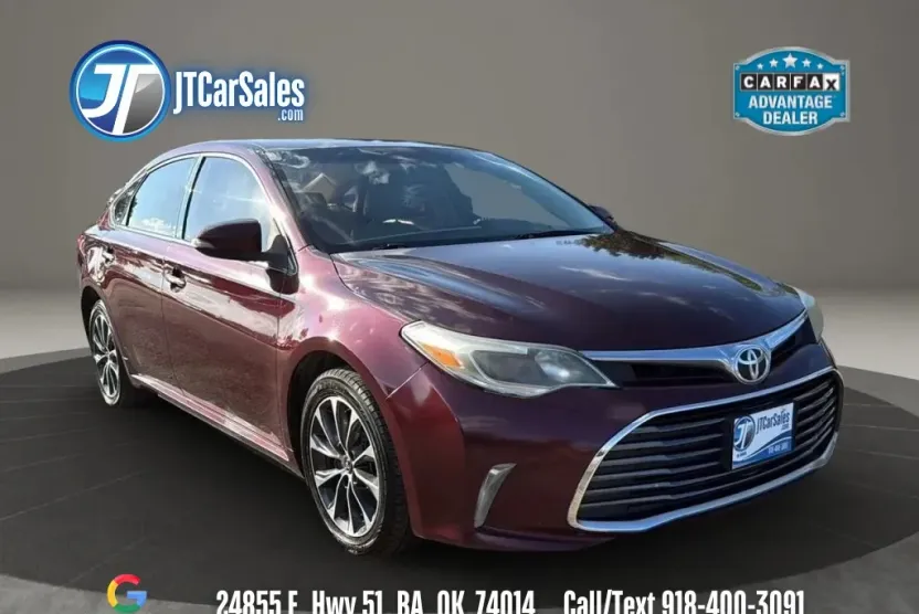 2016 Toyota Avalon XLE photo 1