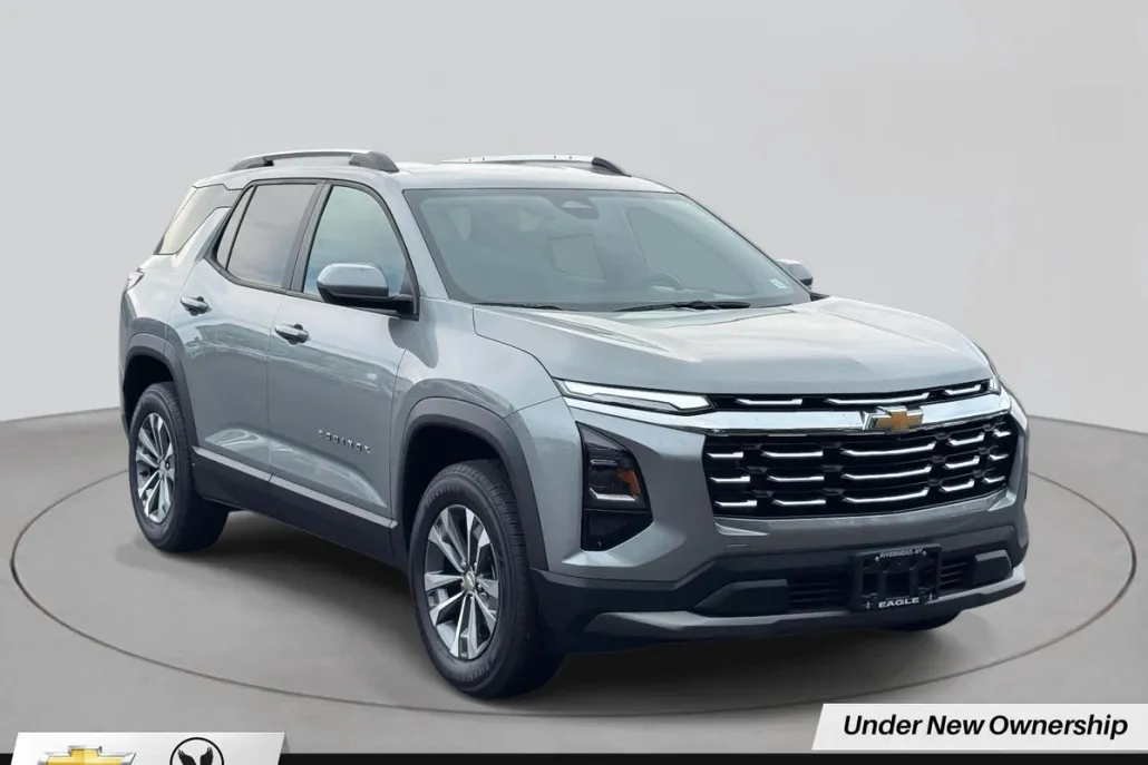 2025 Chevrolet Equinox LT photo 1