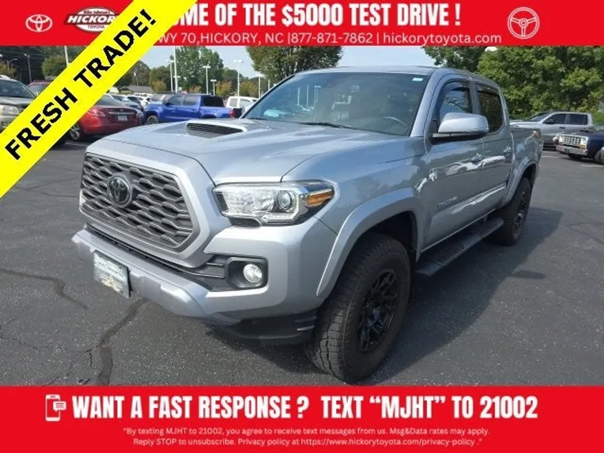 2021 Toyota Tacoma 4x4 LE photo 1