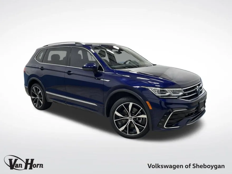 2022 Volkswagen Tiguan SEL Premium R-Line photo 1
