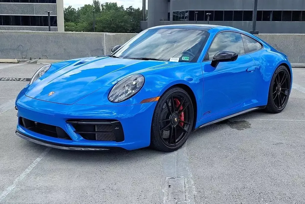 2022 Porsche 911 GTS photo 1