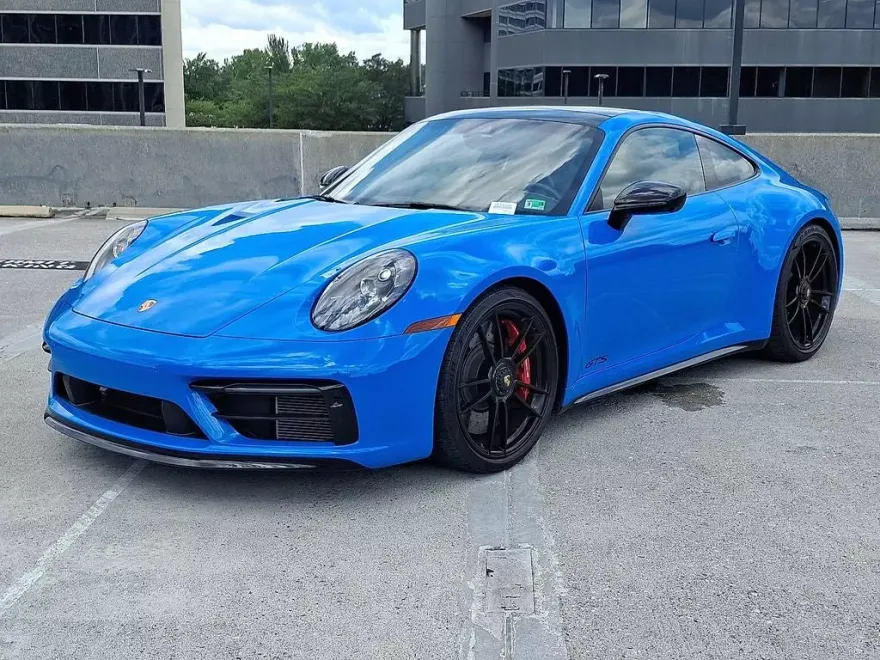2022 Porsche 911 GTS photo 1