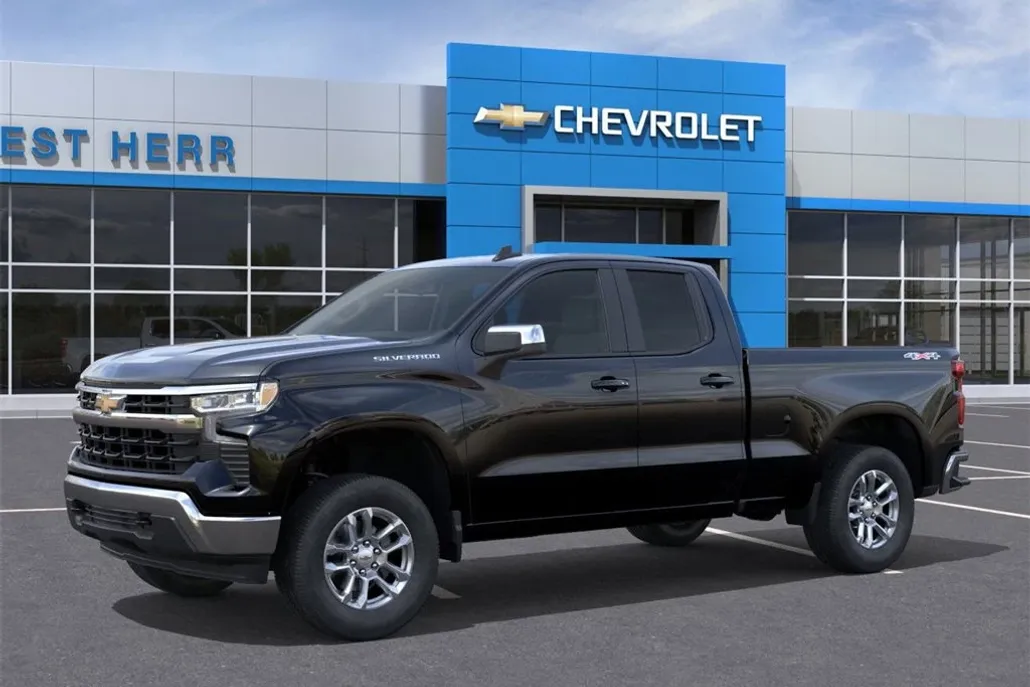 2026 Chevrolet Silverado 1500 LT photo 1