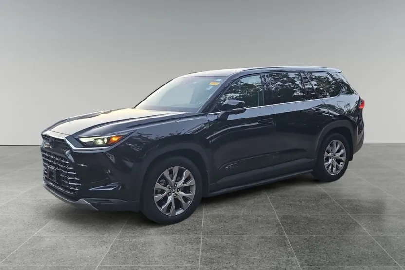 2024 Toyota Grand Highlander Limited photo 1
