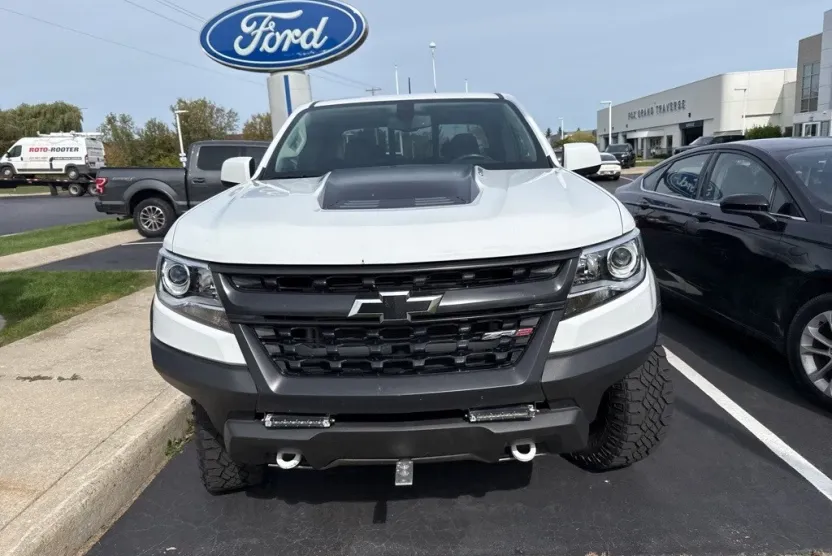 2018 Chevrolet Colorado ZR2 photo 1