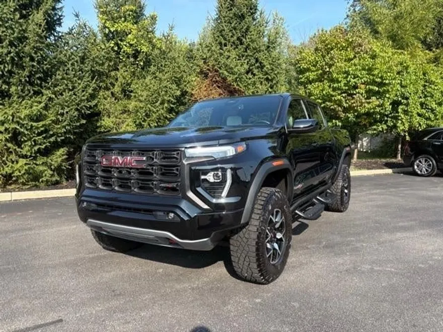 2023 Gmc Canyon AT4X photo 1