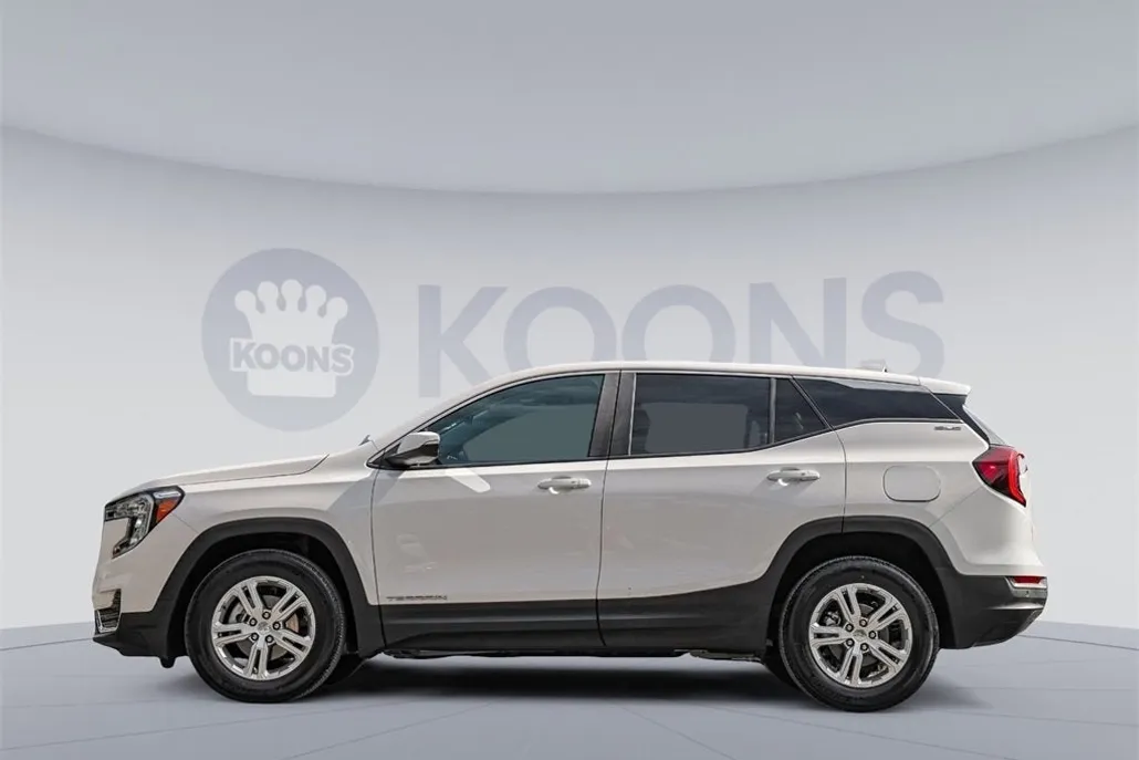 2022 Gmc Terrain SLE photo 1