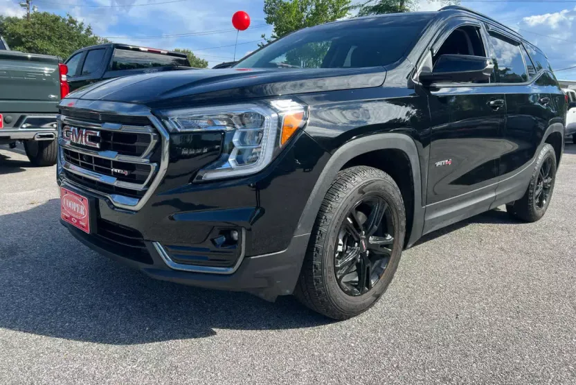 2024 Gmc Terrain AT4 photo 1