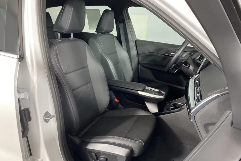 2025 Bmw X1 XDrive28i photo 1