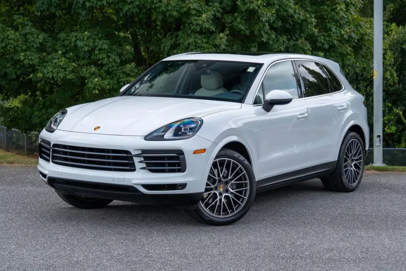 2019 Porsche Cayenne Base photo 1