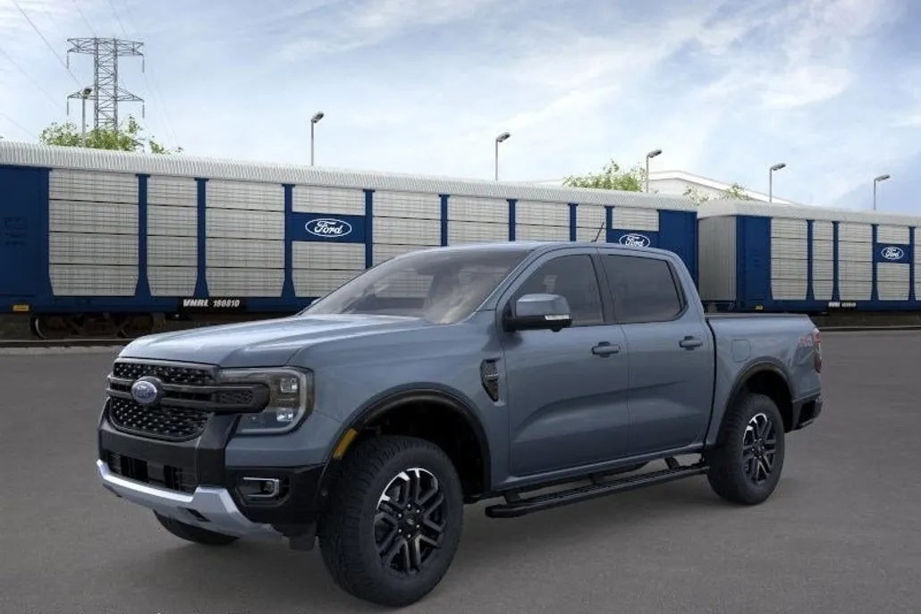 2025 Ford Ranger Lariat photo 1