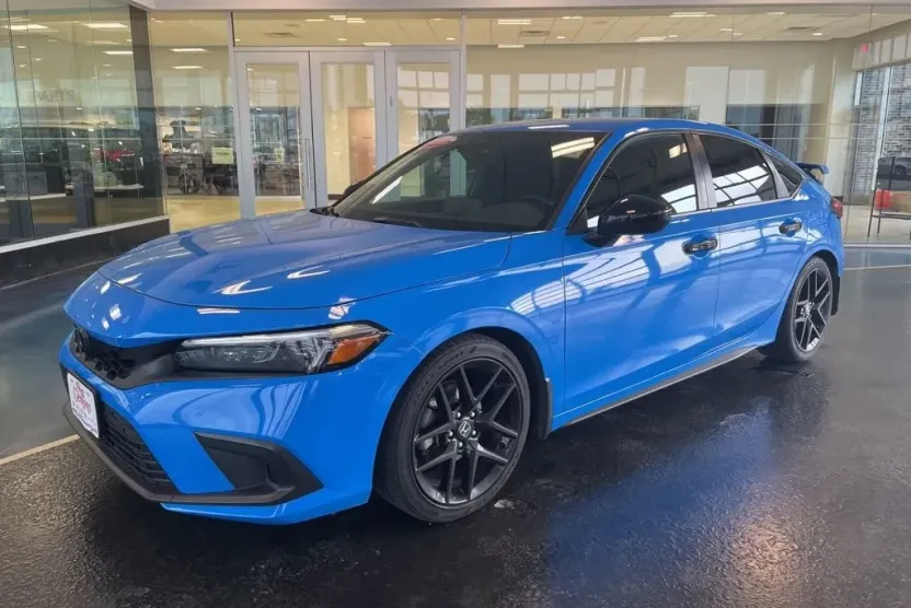 2022 Honda Civic Hatchback Sport photo 1
