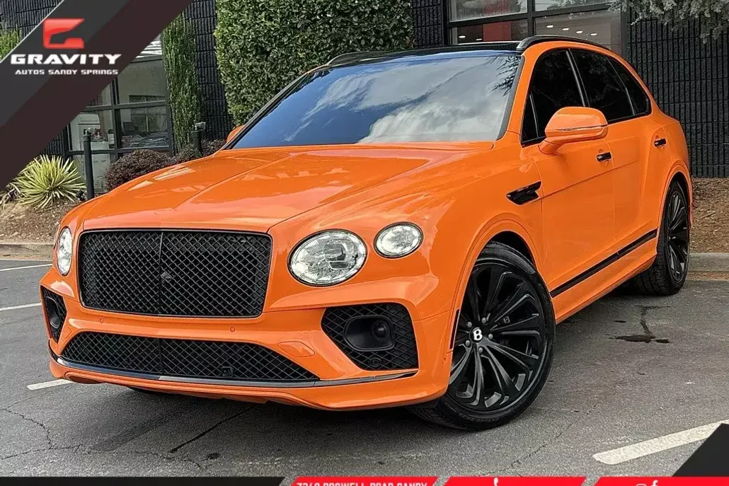 2021 Bentley Bentayga V8 photo 1