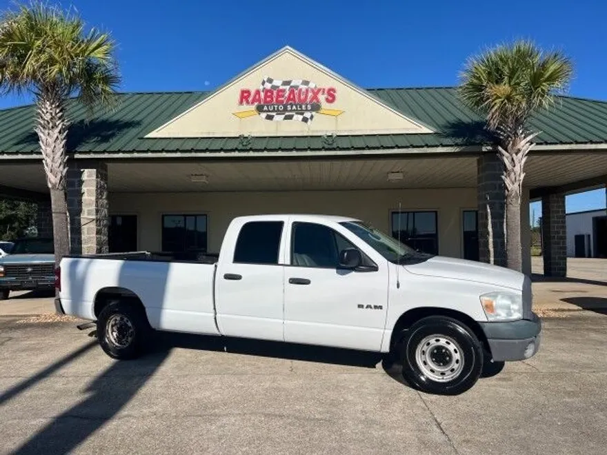 2008 Dodge Ram ST photo 1