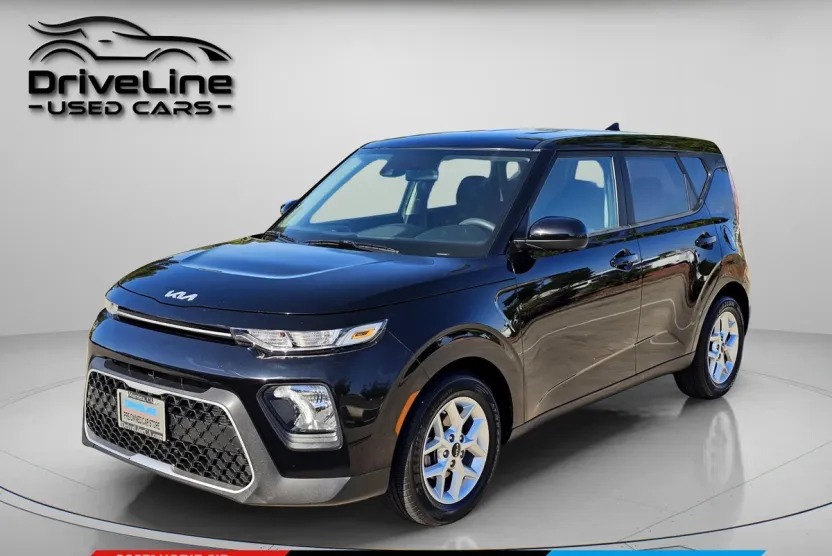 2022 Kia Soul LX S X-Line photo 1