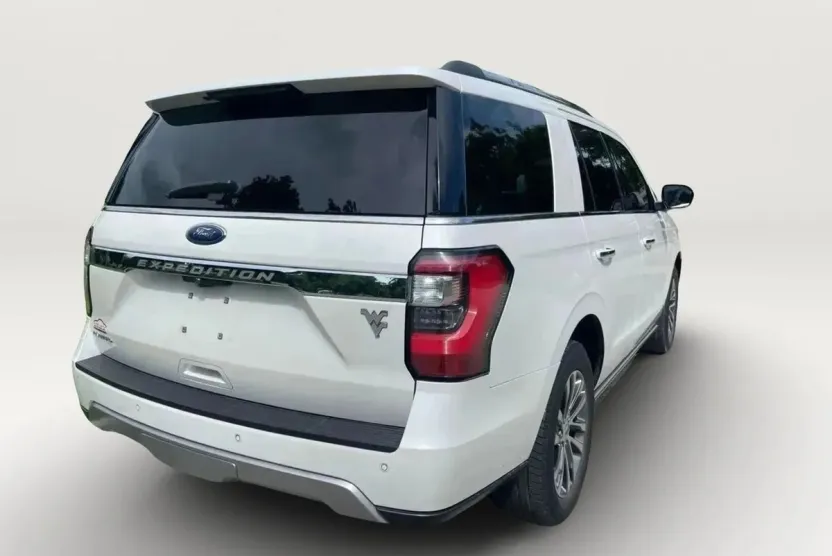 2018 Ford Expedition Limited photo 1