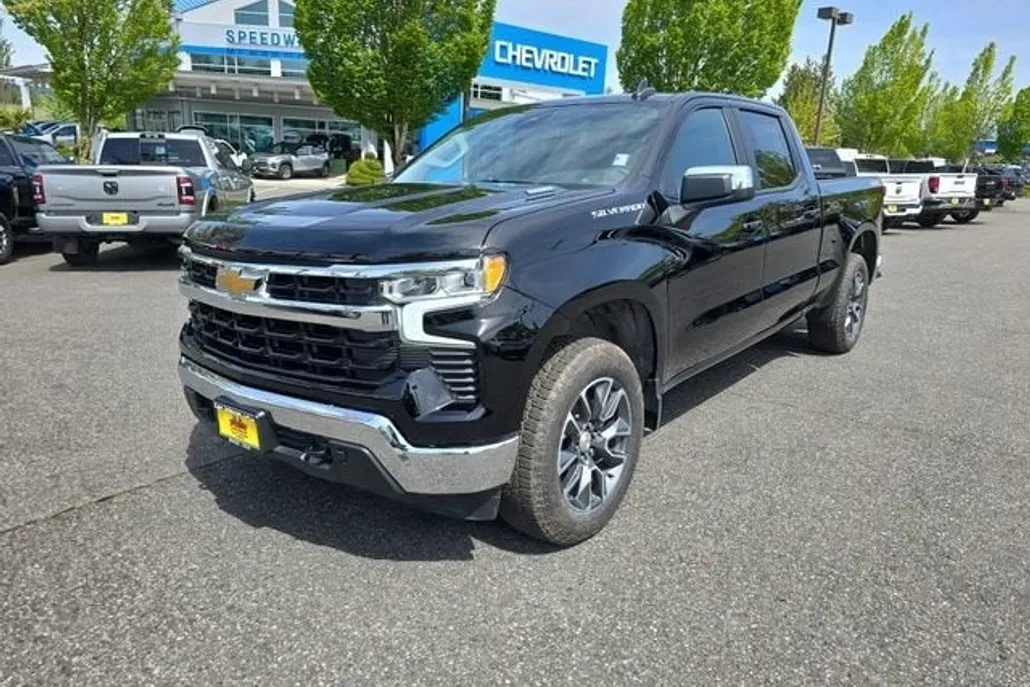 2025 Chevrolet Silverado 1500 LT photo 1