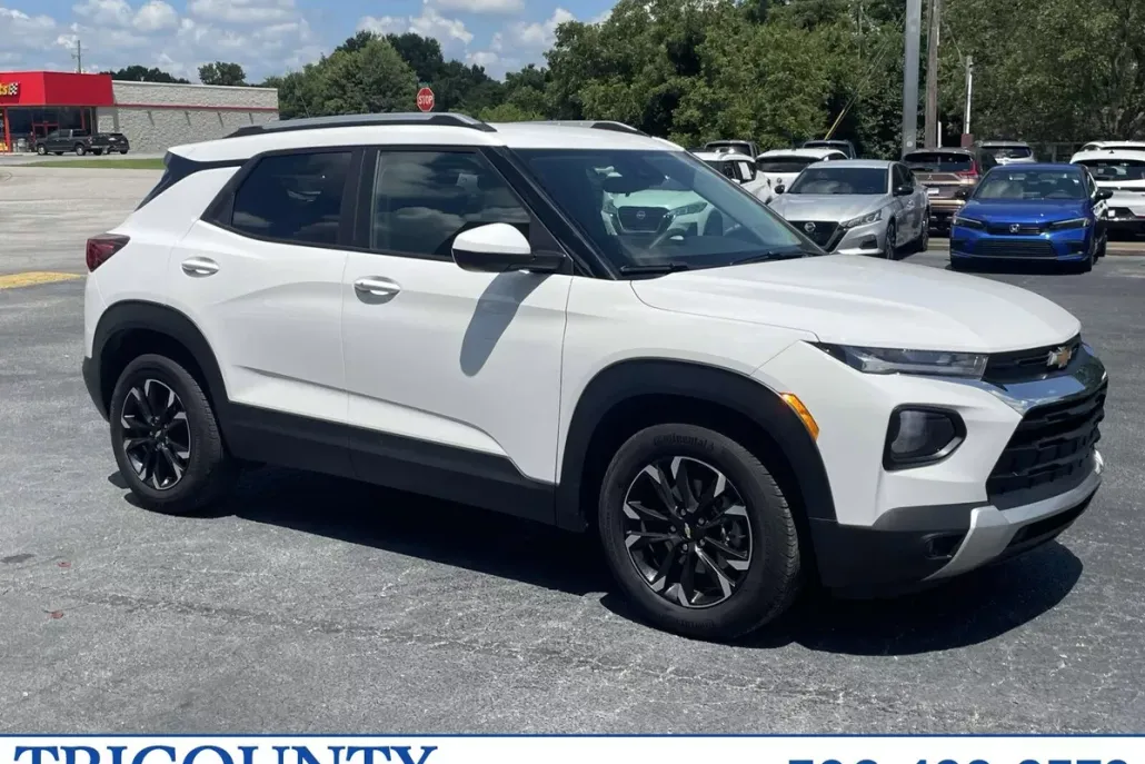 2023 Chevrolet Trailblazer LT photo 1