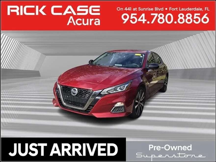 2021 Nissan Altima 2.5 SR photo 1