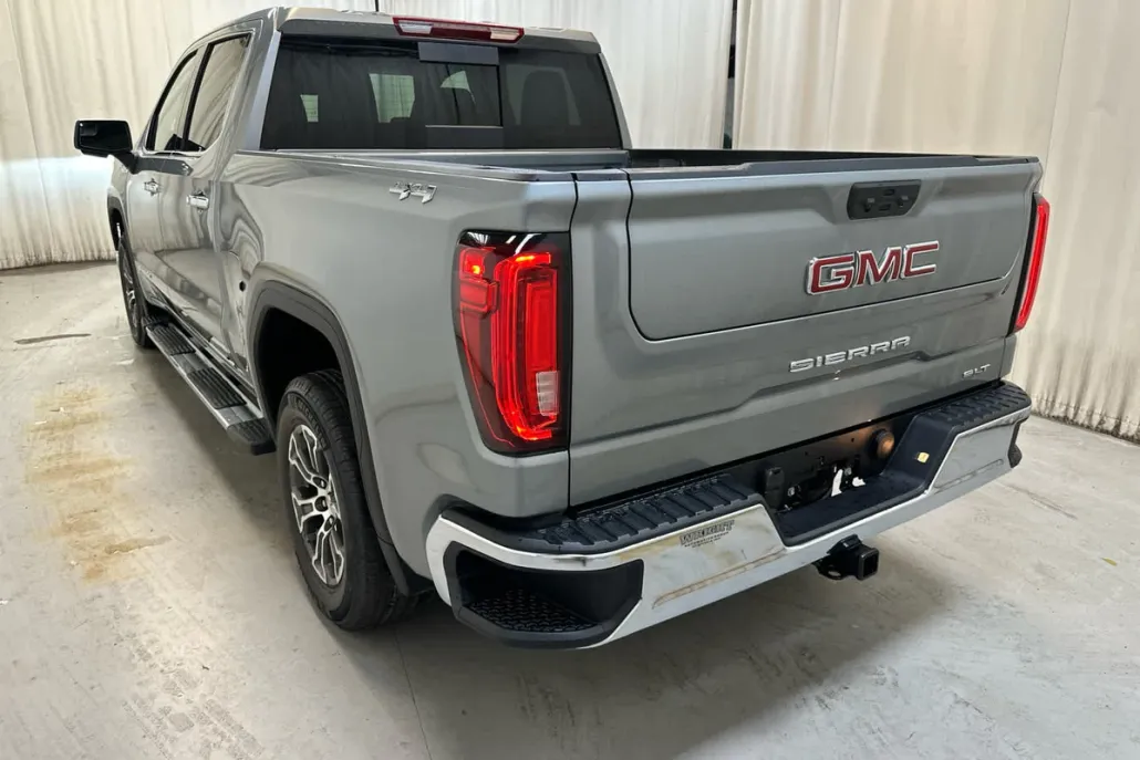 2026 Gmc Sierra 1500 SLT photo 1