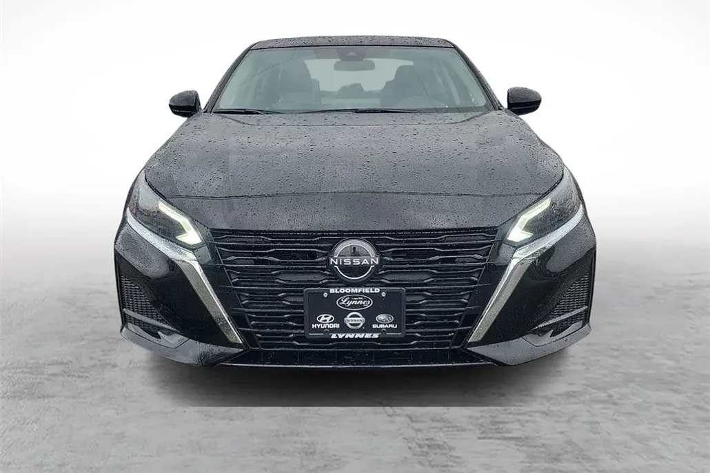 2025 Nissan Altima SV photo 1