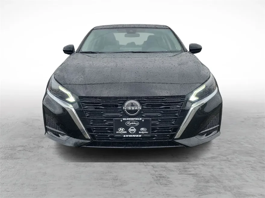 2025 Nissan Altima SV photo 1